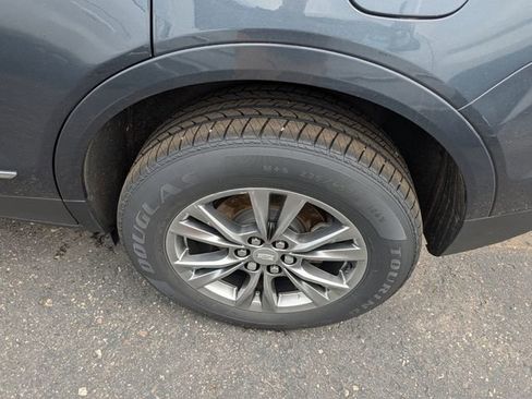 Used 2021 Cadillac XT5 Premium Luxury AWD/4WD image 4