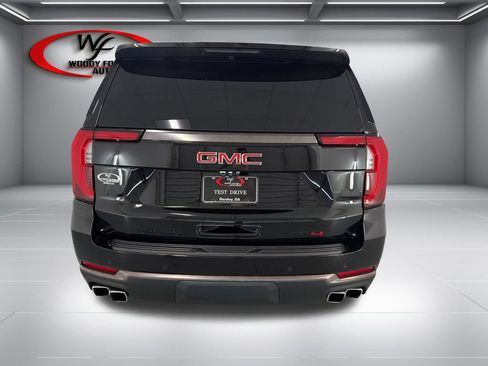 Used 2025 GMC Yukon AT4 Ultimate w/ LPO, AT4 Appearance Package AWD/4WD image 7