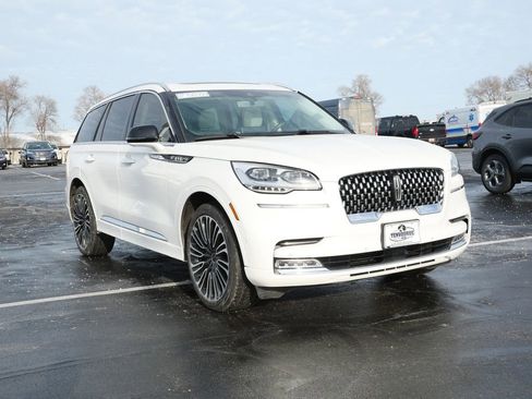 Used 2023 Lincoln Aviator Black Label w/ Dynamic Handling Package image 31