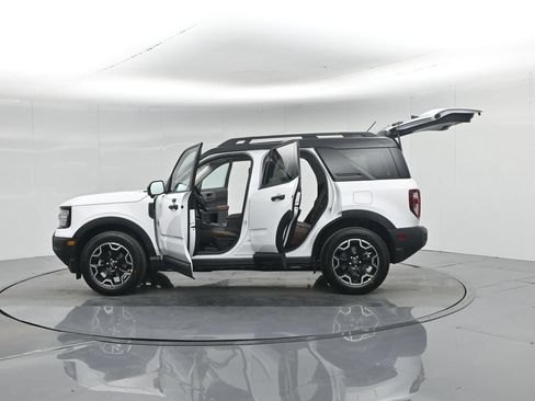 New 2026 Ford Bronco Sport Outer Banks AWD/4WD image 40