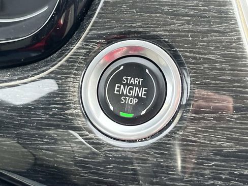 Certified 2022 Cadillac XT6 Premium Luxury w/ Technology Package image 39