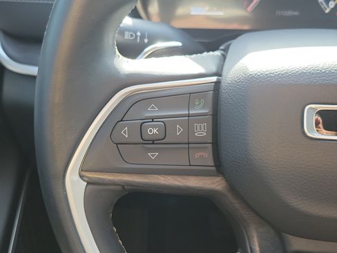 Used 2022 Jeep Grand Cherokee Limited AWD/4WD image 28
