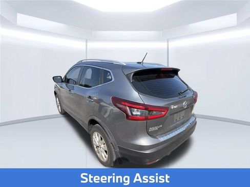 Used 2020 Nissan Rogue Sport SV w/ Technology Package FWD image 9