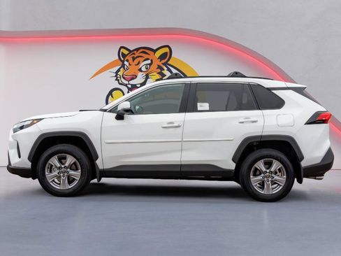 Certified 2025 Toyota RAV4 XLE image 8