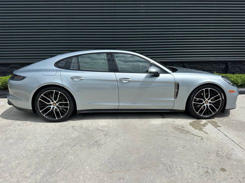 Certified 2023 Porsche Panamera RWD image 11