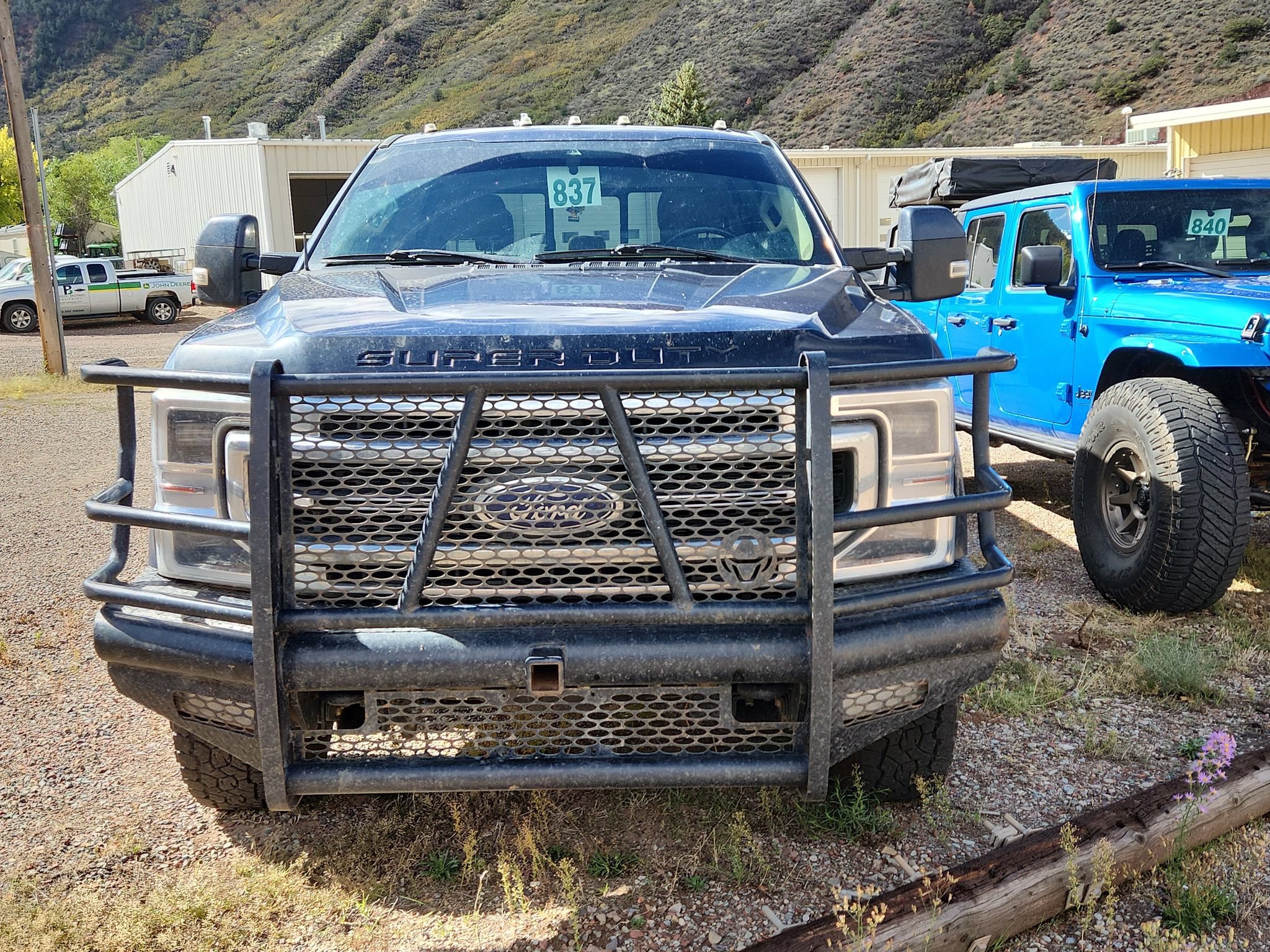 Used 2020 Ford F250 Lariat w/ Lariat Ultimate Package AWD/4WD image 2