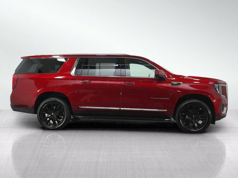 Used 2024 GMC Yukon XL SLT w/ SLT Luxury Package AWD/4WD image 6
