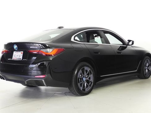 Used 2023 BMW i4 eDrive35 RWD image 7