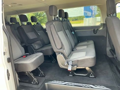 Used 2022 Ford Transit 350 XLT image 10