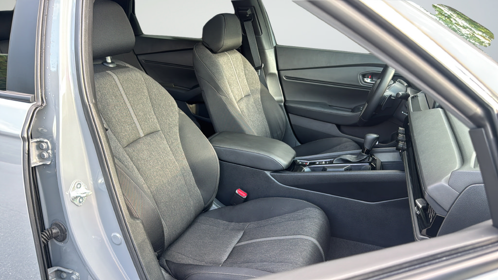 Used 2025 Honda Accord Sport image 19