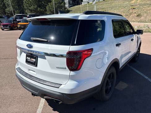 Used 2018 Ford Explorer FWD image 5