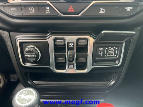 Used 2022 Jeep Wrangler Unlimited Sport AWD/4WD image 10