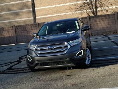 Used 2017 Ford Edge SEL image 3