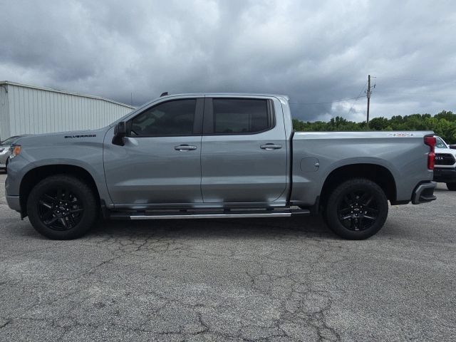 Used 2023 Chevrolet Silverado 1500 RST w/ Protection Package AWD/4WD image 2
