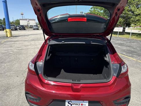 Used 2018 Chevrolet Cruze LT w/ Convenience Package FWD image 21