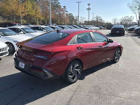 New 2026 Hyundai Elantra Limited image 7