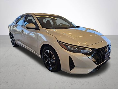 Used 2024 Nissan Sentra SV image 5