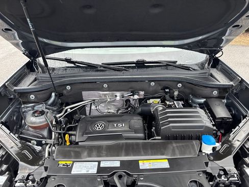 Certified 2023 Volkswagen Atlas Cross Sport SE FWD image 13