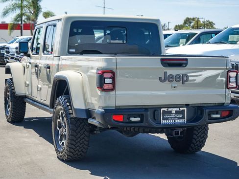 Used 2020 Jeep Gladiator Rubicon image 6