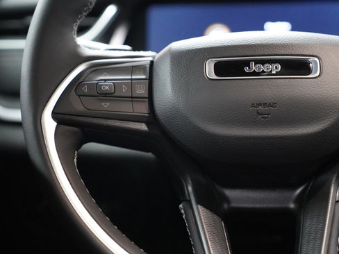 New 2026 Jeep Grand Cherokee Laredo X AWD/4WD image 19