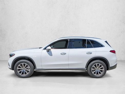 Certified 2023 Mercedes-Benz GLC 300 image 9