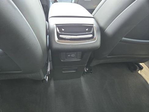 Used 2024 Cadillac XT6 Premium Luxury w/ LPO, Floor Liner Package AWD/4WD image 11