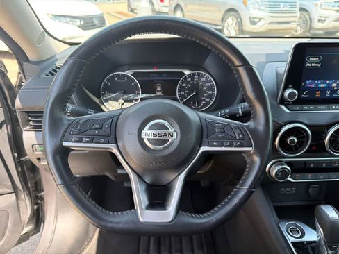 Used 2022 Nissan Sentra SV FWD image 21