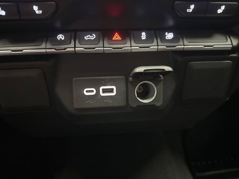 Used 2022 GMC Sierra 1500 Elevation AWD/4WD image 30