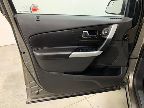 Used 2013 Ford Edge Limited AWD/4WD image 18