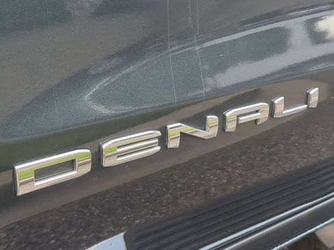 Used 2021 GMC Sierra 1500 Denali AWD/4WD image 33