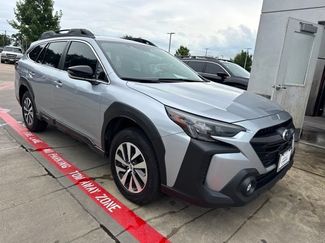 Used 2025 Subaru Outback Premium AWD/4WD video 1
