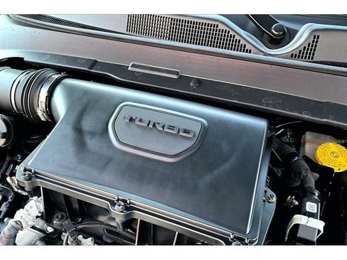 Used 2024 Jeep Compass Latitude image 35