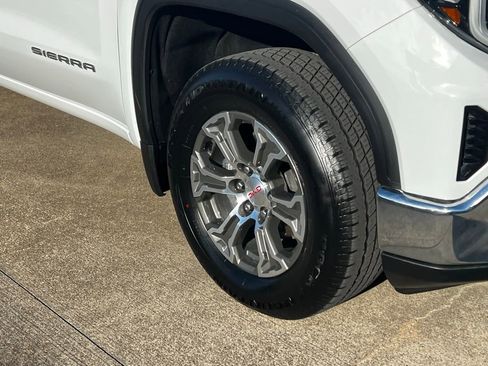 Used 2024 GMC Sierra 1500 SLT image 7