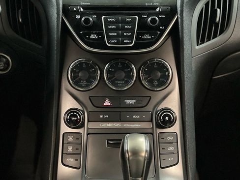 Used 2016 Hyundai Genesis 3.8 image 21