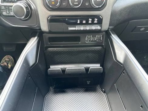 Used 2021 RAM 1500 Big Horn AWD/4WD image 32