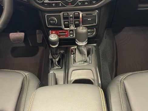 New 2025 Jeep Wrangler Unlimited Rubicon 392 image 10