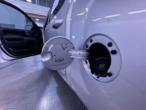 Used 2018 Chevrolet Silverado 1500 LT w/ All Star Edition image 41