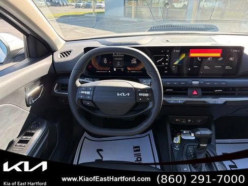 New 2026 Kia K4 EX FWD image 24