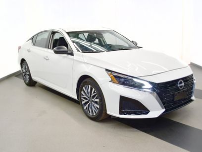 Used 2025 Nissan Altima 2.5 SV