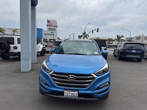 Used 2016 Hyundai Tucson Limited w/ Option Group 03 FWD image 9