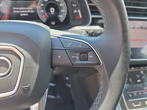 Used 2023 Audi Q8 Prestige AWD/4WD image 31