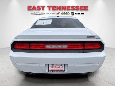 Used 2014 Dodge Challenger SRT8 image 4