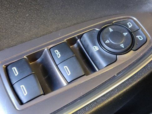 Used 2020 Chevrolet Malibu LT FWD image 27