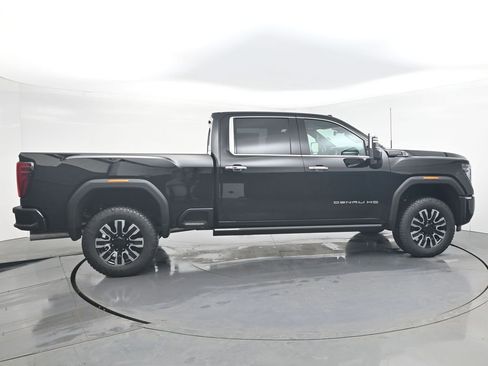 New 2026 GMC Sierra 3500 Denali Ultimate image 6