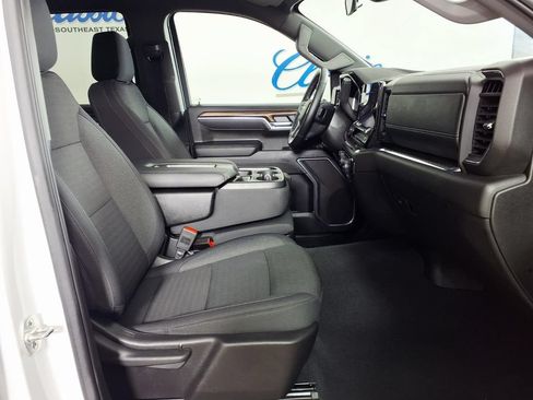 Used 2025 Chevrolet Silverado 1500 LT RWD image 11