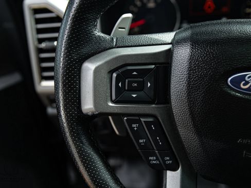 Used 2018 Ford F150 Raptor w/ Equipment Group 802A Luxury AWD/4WD image 37