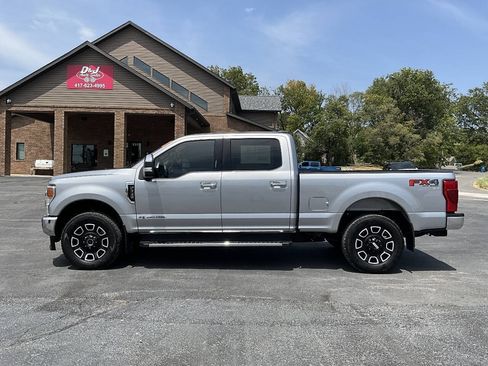 Used 2021 Ford F250 Lariat w/ Chrome Package AWD/4WD image 2