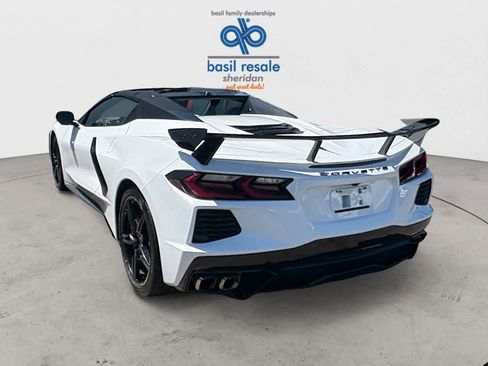 Used 2022 Chevrolet Corvette Stingray Premium Conv w/ Z51 Performance Package RWD image 4