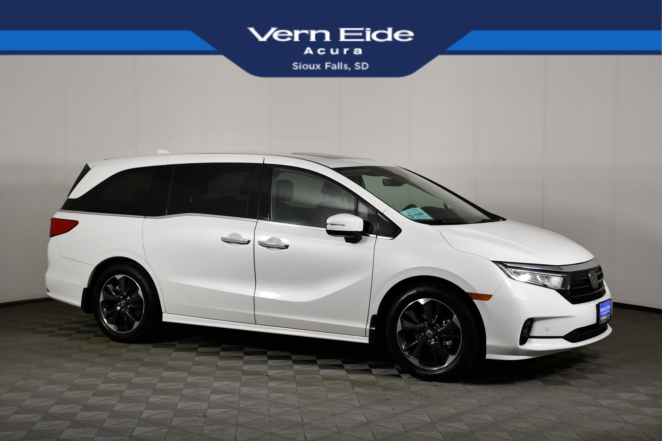 Used 2022 Honda Odyssey Elite image 1