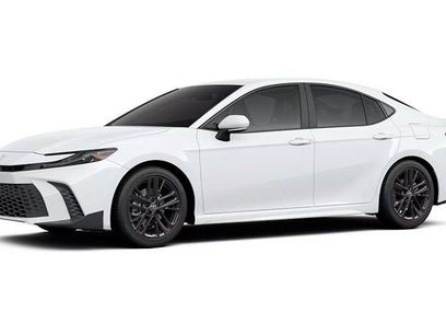 New 2026 Toyota Camry SE w/ Convenience Package